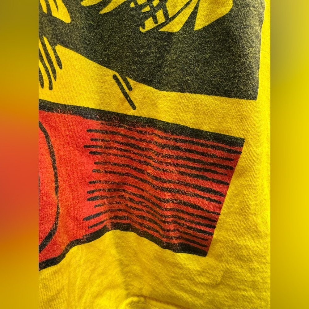 Marvel Shirt Mens Large Yellow Wolverine Chest Super Hero XMen Vintage Rubies - Picture 5 of 6